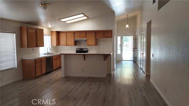 12856 Gifford Way, Victorville CA: https://media.crmls.org/medias/abe5b629-caad-4505-a5e9-f48b9e3a7778.jpg