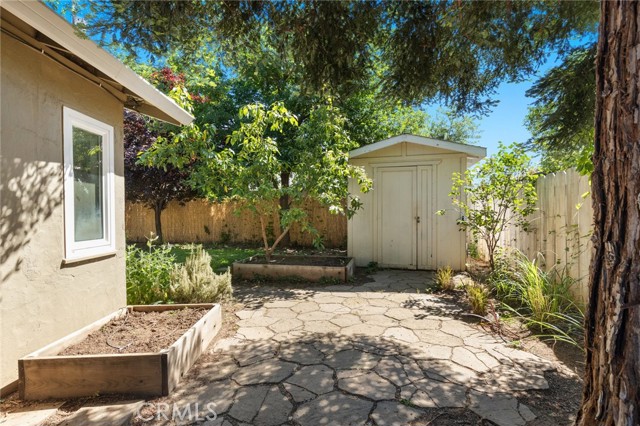 814 Alpine Street, Chico CA: https://media.crmls.org/medias/abe5f3c7-4dc3-4a52-8a7e-a719b3fade4a.jpg