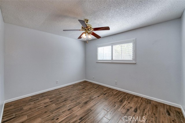 Detail Gallery Image 26 of 38 For 6732 E Harvey, Fresno,  CA 93727 - 3 Beds | 2 Baths