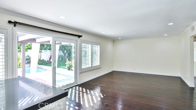 Detail Gallery Image 22 of 42 For 973 Azalea Dr, Costa Mesa,  CA 92626 - 4 Beds | 3 Baths