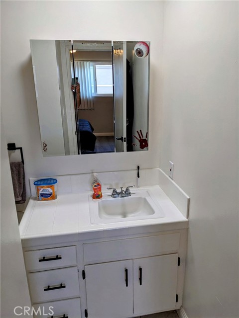 2758 Orange Avenue, Torrance CA: https://media.crmls.org/medias/abe7f16d-e4de-4f98-a4c8-892ab5d40e9c.jpg