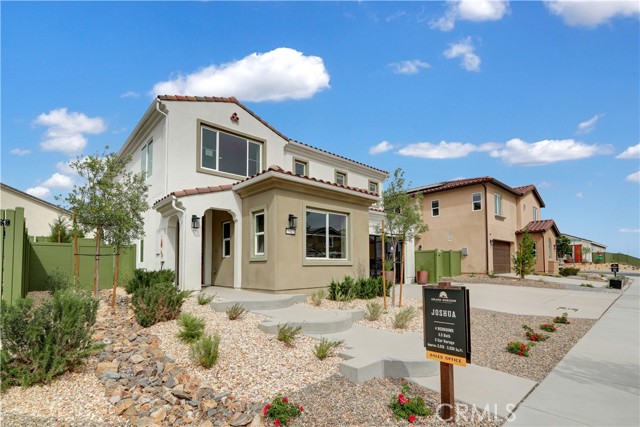 Detail Gallery Image 2 of 54 For 6482 Marblebrook Ave, Hesperia,  CA 92345 - 4 Beds | 3/1 Baths