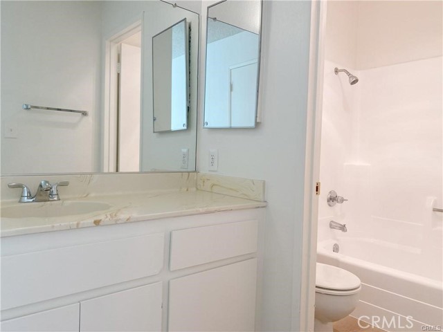 Image 15 of 23 For 3506 Albany Street