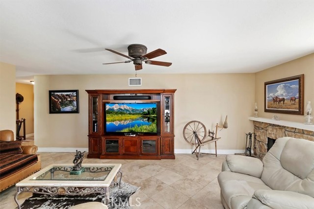 Detail Gallery Image 20 of 56 For 2386 Hialeah Cir, Norco,  CA 92860 - 4 Beds | 2 Baths