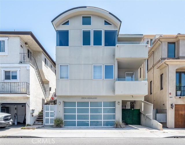 2804 Highland Avenue, Manhattan Beach, California 90266, 4 Bedrooms Bedrooms, ,3 BathroomsBathrooms,Residential,Sold,Highland,SB22116768