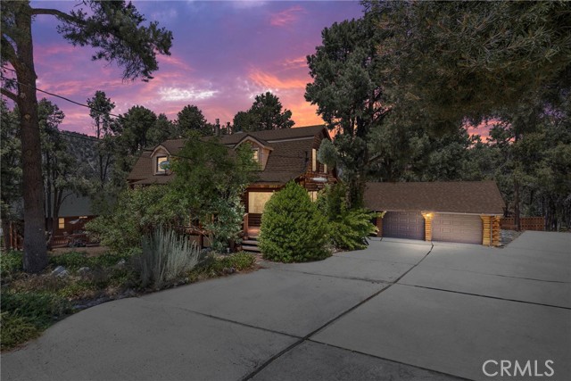Detail Gallery Image 1 of 47 For 2712 Tirol Dr, –,  CA 93225 - 3 Beds | 2 Baths