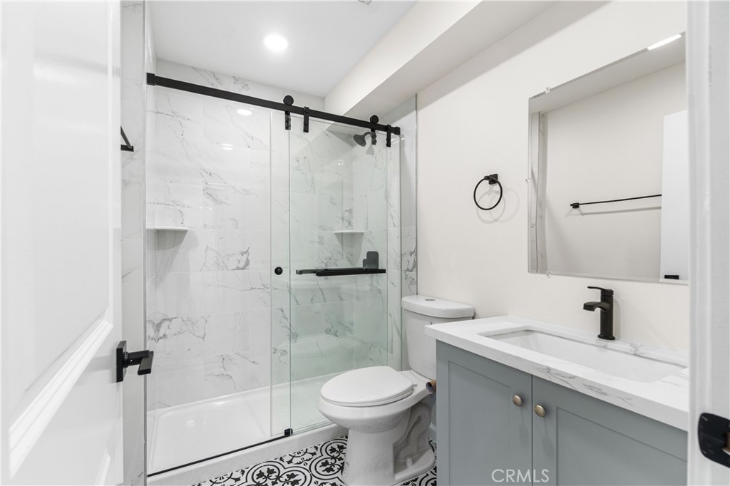 MLS #SB25276593 image #9