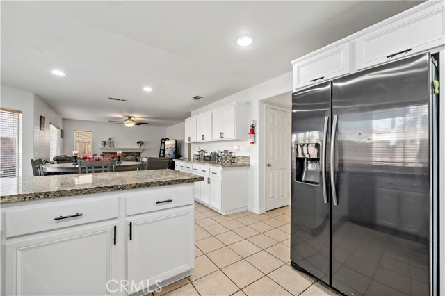 Detail Gallery Image 21 of 49 For 40713 La Salle Pl, Murrieta,  CA 92563 - 3 Beds | 3/1 Baths