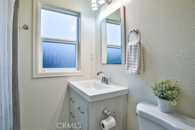 Detail Gallery Image 40 of 41 For 133 S Burnaby Dr, Glendora,  CA 91741 - 3 Beds | 2 Baths