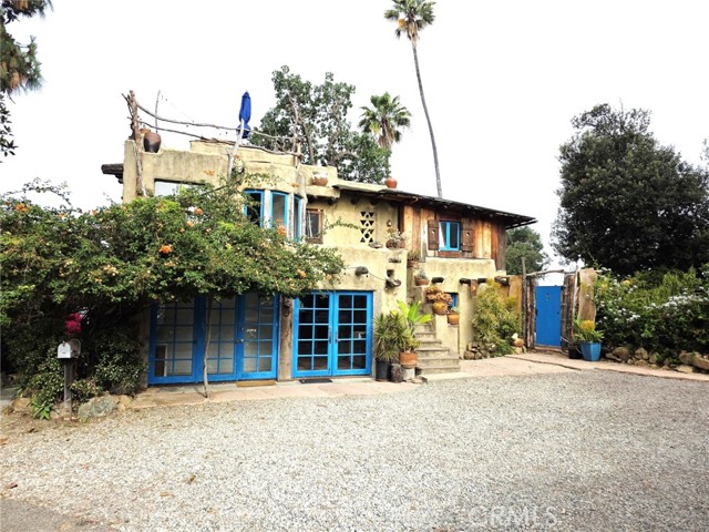 1403 Avon Park, Los Angeles CA: https://media.crmls.org/medias/abec13ec-7a0d-49ef-957a-3a8d0f44afc3.jpg