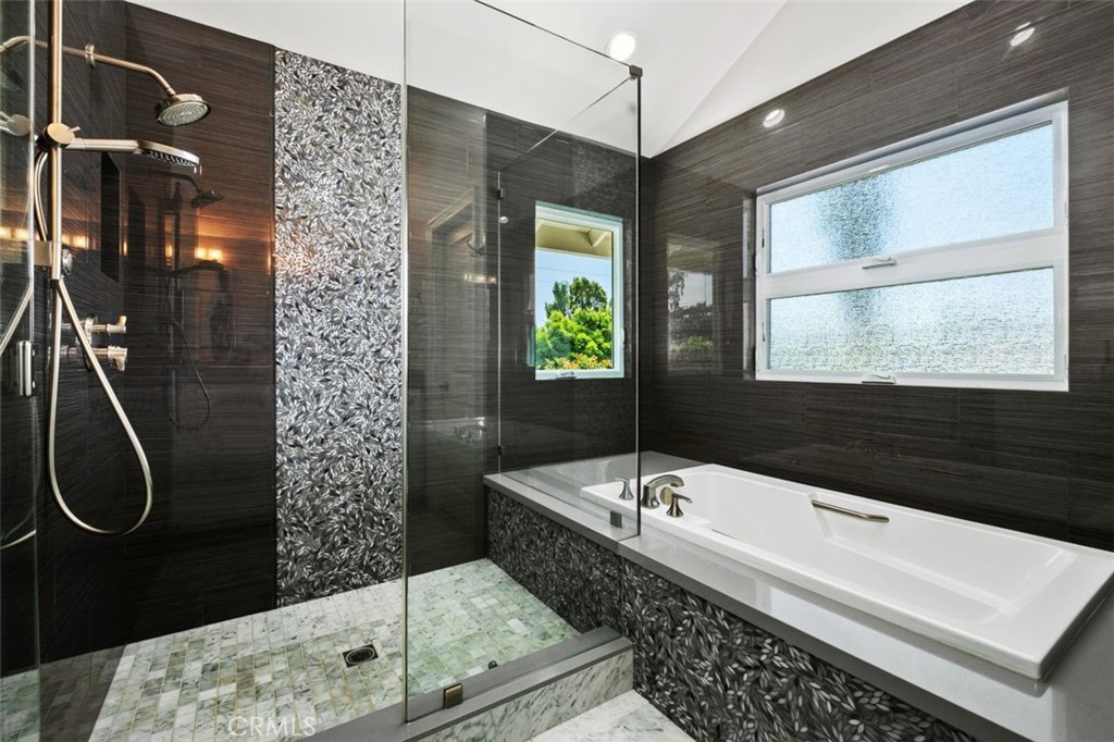 Abec2346 74ca 4700 Bb47 C6e76b62110c