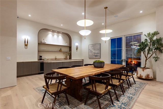 Detail Gallery Image 12 of 62 For 19026 Sprague St, Tarzana,  CA 91356 - 6 Beds | 6/1 Baths