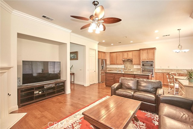 Detail Gallery Image 28 of 62 For 13862 Dearborn St, Corona,  CA 92880 - 5 Beds | 3 Baths