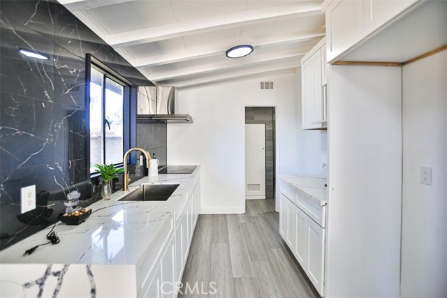 Detail Gallery Image 15 of 37 For 2540 W Picadilly Way, Anaheim,  CA 92801 - 3 Beds | 1/1 Baths