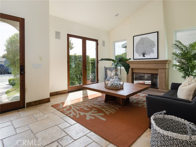 1211 Steinhart Avenue, Redondo Beach, California 90278, 4 Bedrooms Bedrooms, ,4 BathroomsBathrooms,Residential,Sold,Steinhart,SB22118063