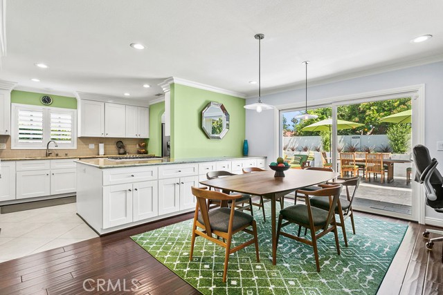 300 Bucknell Road, Costa Mesa CA: https://media.crmls.org/medias/abee588c-e3aa-4fa6-a734-c1c80c718b00.jpg