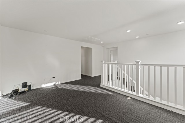 Detail Gallery Image 17 of 46 For 4011 Elderberry, Lake Elsinore,  CA 92530 - 4 Beds | 2/1 Baths