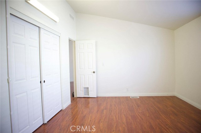 Detail Gallery Image 17 of 24 For 323 N Euclid St, Sp 65 #65,  Santa Ana,  CA 92703 - 4 Beds | 2 Baths