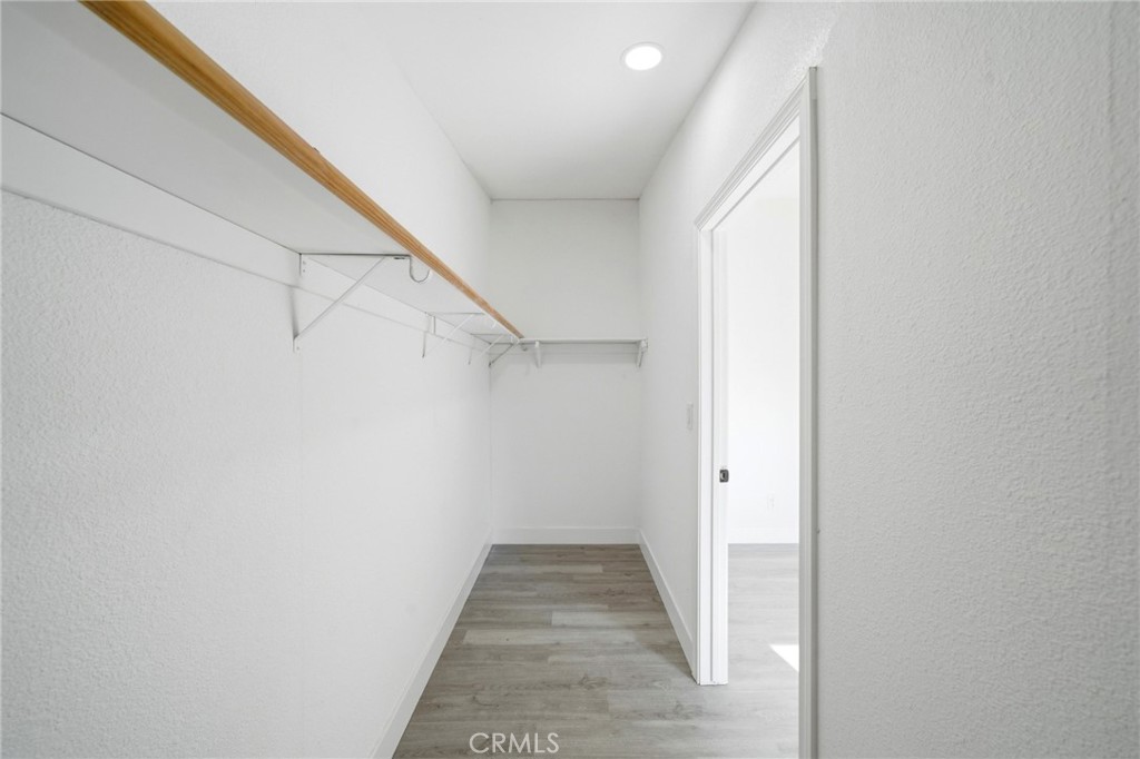 https://media.crmls.org/medias/abf08cf6-fd50-4249-a0c6-feb9539a61fc.jpg?preset=X-Large