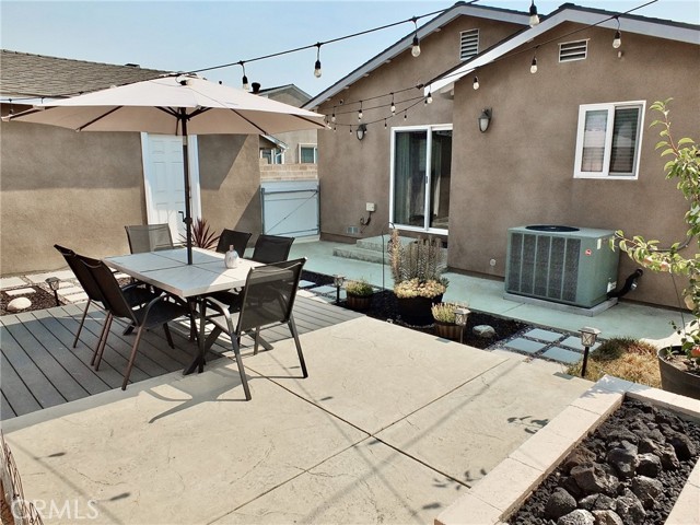 4513 N Paramount Boulevard, Lakewood CA: https://media.crmls.org/medias/abf17ae5-445a-41eb-b637-4b15184bbb26.jpg