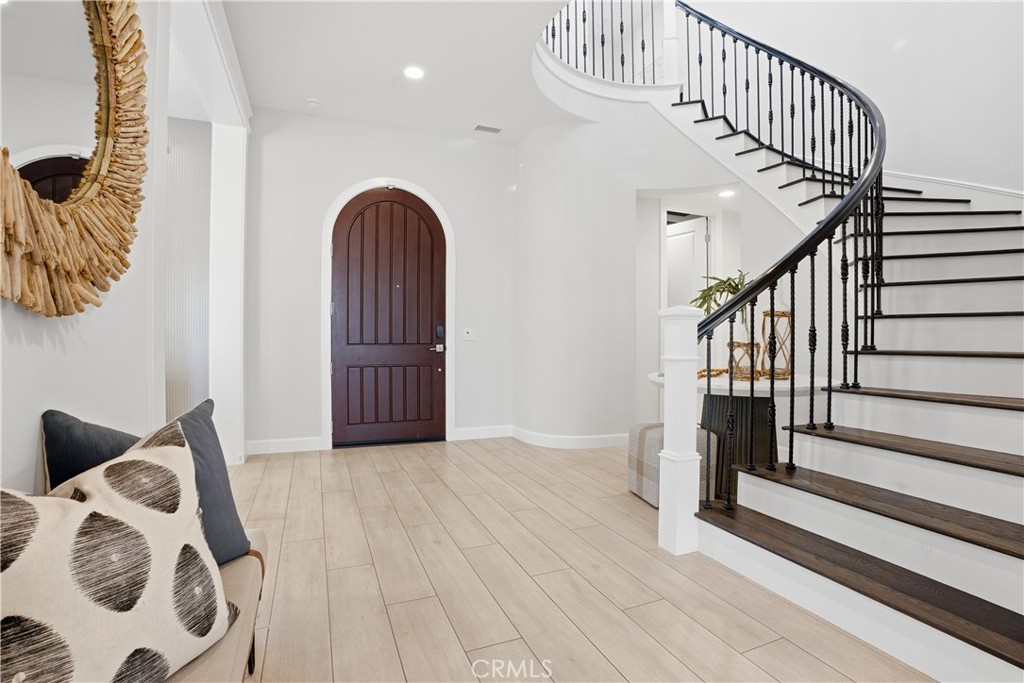 MLS #OC25270445 image #58