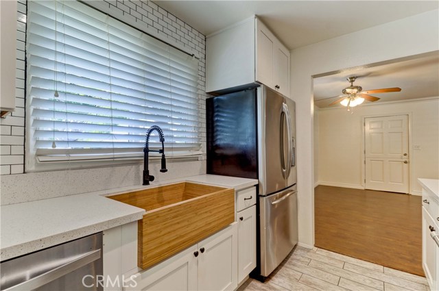 1741 Tustin Ave #1, Costa Mesa, CA 92627