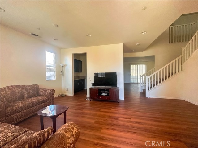 Detail Gallery Image 7 of 30 For 4683 Palmilla, Perris,  CA 92571 - 5 Beds | 3 Baths