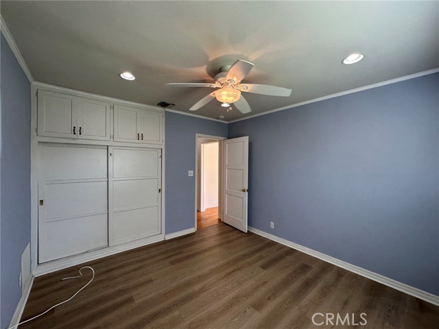 6724 Jumilla Avenue photo 14
