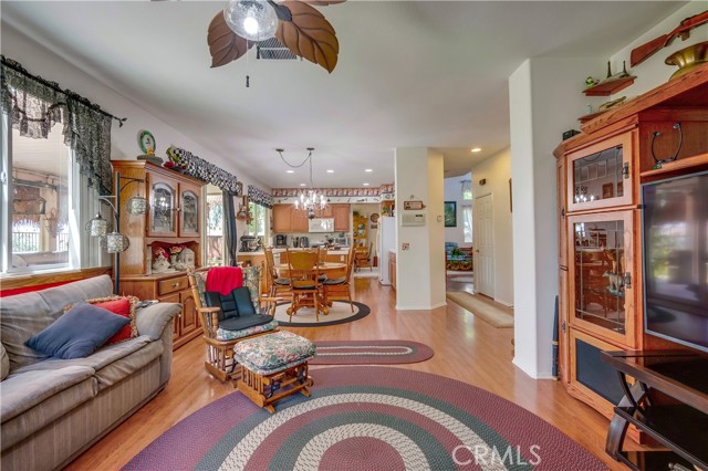 3828 Agave Court, Perris CA: https://media.crmls.org/medias/abf5b03e-f7e9-40e9-9864-137eaf642a39.jpg