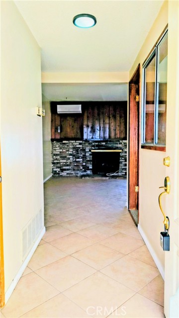 Detail Gallery Image 10 of 32 For 633 Maple Way, Upland,  CA 91786 - 3 Beds | 2 Baths