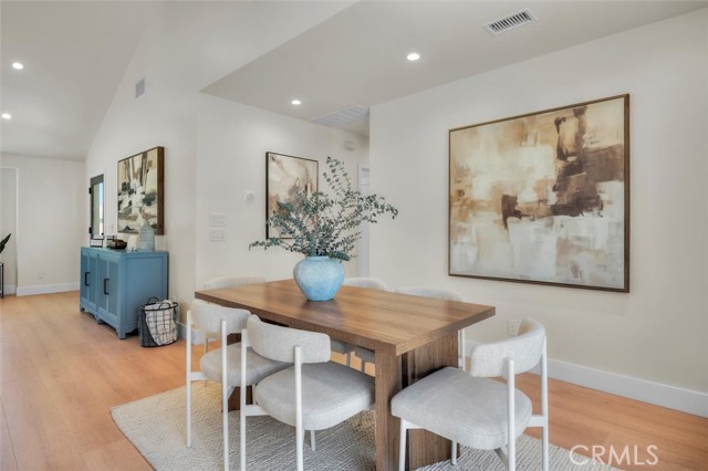2411 Thomas Avenue, Redondo Beach CA: https://media.crmls.org/medias/abf68625-3a72-4c9f-b1e4-0d95904c3454.jpg