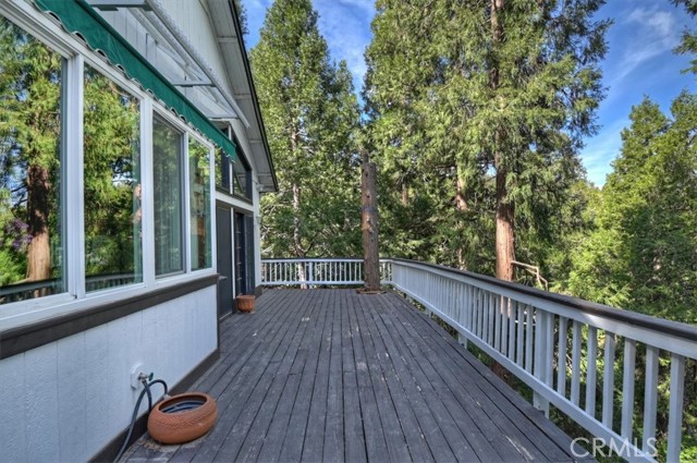 Detail Gallery Image 9 of 42 For 24048 Altdorf, Crestline,  CA 92325 - 3 Beds | 3/1 Baths