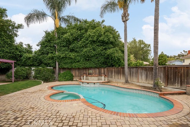 Detail Gallery Image 15 of 47 For 3533 E Shallow Brook Ln, Orange,  CA 92867 - 4 Beds | 2/1 Baths