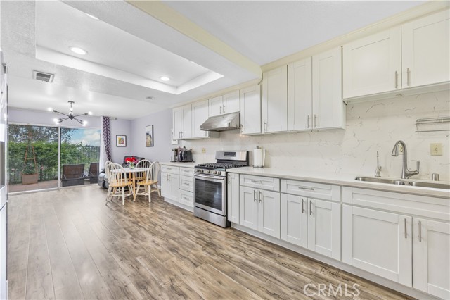 15689 Ladera Vista Drive, Chino Hills CA: https://media.crmls.org/medias/abf8789c-9805-4ac3-a7c7-eadd35e2260b.jpg