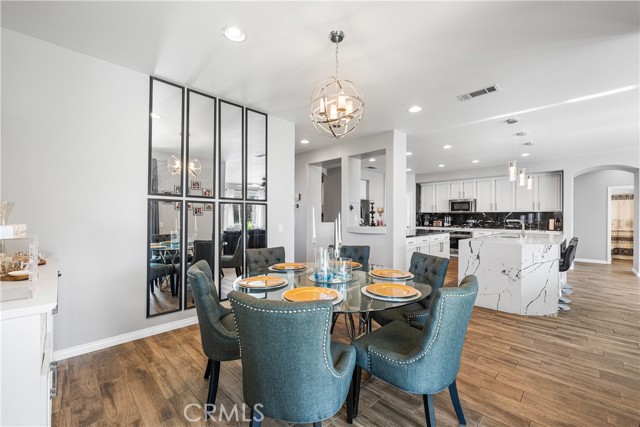 Detail Gallery Image 13 of 75 For 40637 Pinina Ct, Palmdale,  CA 93551 - 5 Beds | 4 Baths