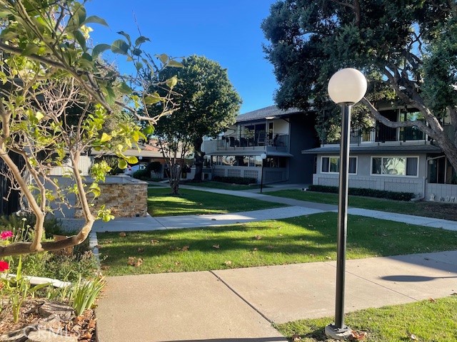 13360 Del Monte Drive, Seal Beach CA: https://media.crmls.org/medias/abfa05c0-293f-482b-8005-cfb828fcf8ed.jpg