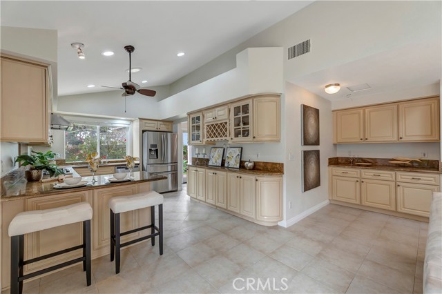 Detail Gallery Image 11 of 45 For 18862 via Palatino, Irvine,  CA 92603 - 4 Beds | 3 Baths