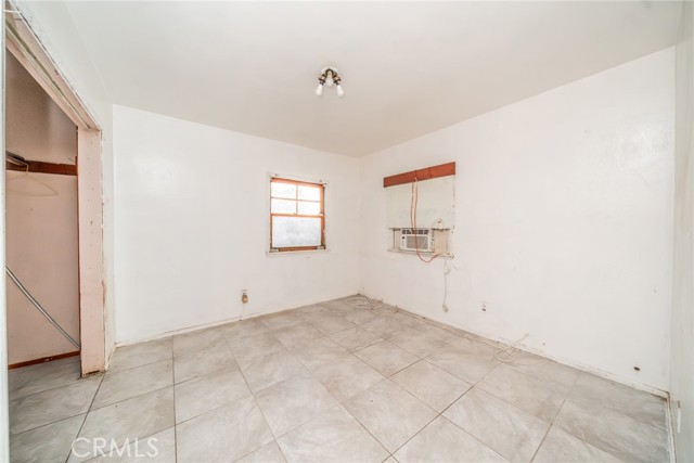 Detail Gallery Image 13 of 33 For 6929 37th, Jurupa Valley,  CA 92509 - 3 Beds | 1 Baths