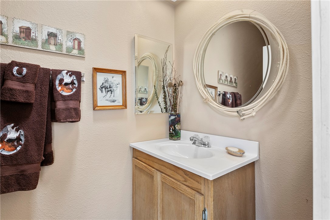 Detail Gallery Image 25 of 63 For 10079 Valle Vista Rd, Phelan,  CA 92371 - 3 Beds | 4/1 Baths