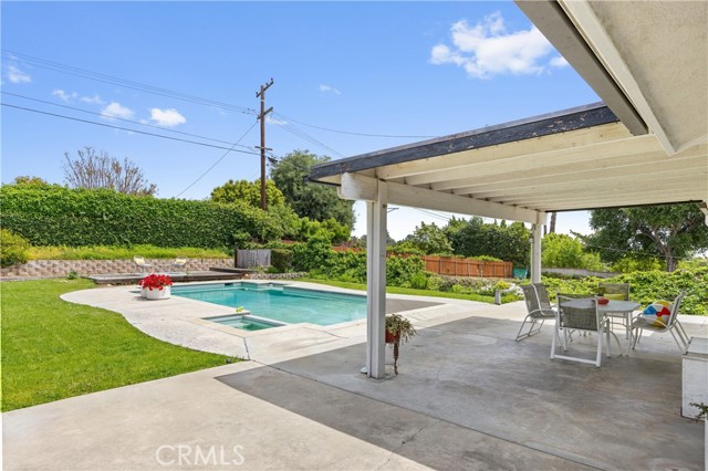15043 Pintura Drive, Hacienda Heights CA: https://media.crmls.org/medias/abfab6bf-9bbc-4076-8cbc-cd884de9843f.jpg