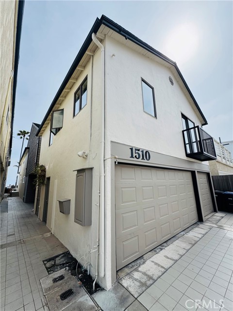 1510 W Oceanfront, Newport Beach CA: https://media.crmls.org/medias/abfba974-164d-4838-89b3-e94dd0af571c.jpg