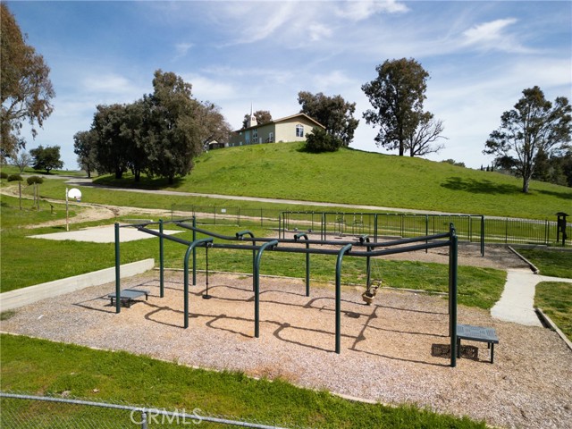 Detail Gallery Image 35 of 46 For 1948 Willowbrook, Paso Robles,  CA 93446 - 4 Beds | 2 Baths