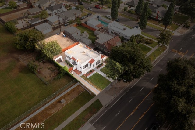 5743 Magnolia Avenue, Riverside CA: https://media.crmls.org/medias/abfc952c-bf63-4ad0-a2f7-b79390000536.jpg