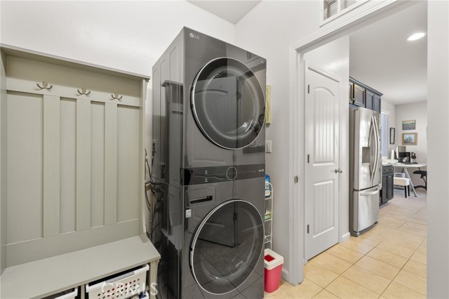 12200 White Rapids Way, Bakersfield CA: https://media.crmls.org/medias/abfd29fa-35f6-4584-9ed4-80f291ab8d7e.jpg