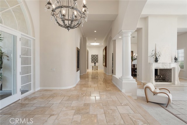 16727 Camino Sierra del Sur Drive, Rancho Santa Fe CA: https://media.crmls.org/medias/abfd9786-5134-47b3-9596-56c8a7a1424d.jpg