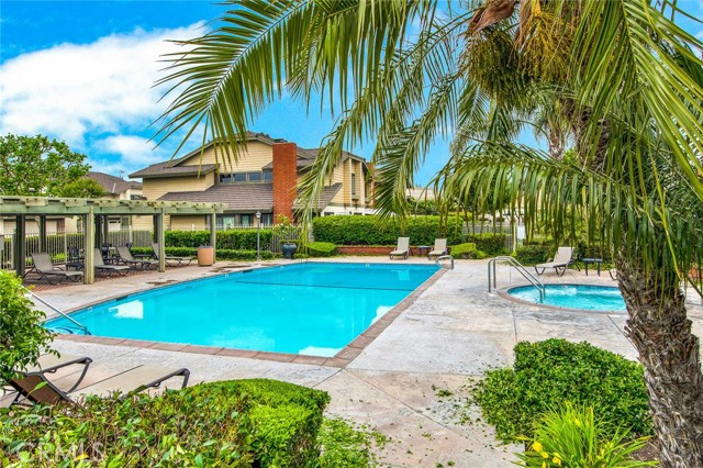 Detail Gallery Image 45 of 50 For 18124 Old Trail Ln, Fountain Valley,  CA 92708 - 3 Beds | 2/1 Baths