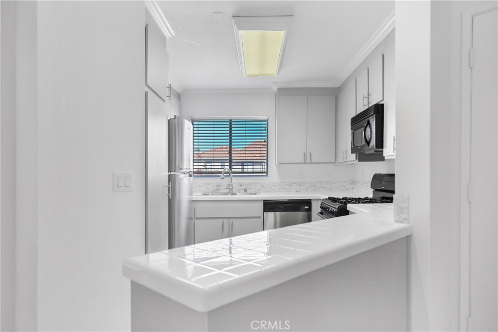 MLS #PW25250882 image #6