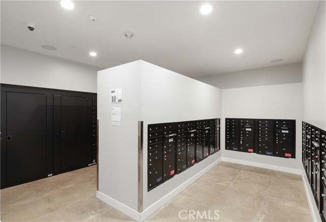 Detail Gallery Image 32 of 64 For 3700 Rivington, Irvine,  CA 92612 - 2 Beds | 2/1 Baths
