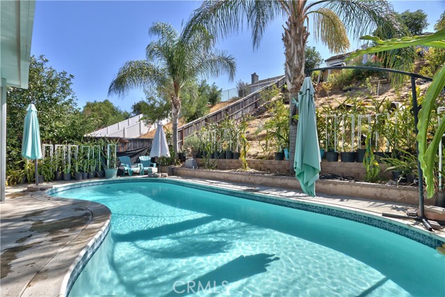 44632 Camino. Gonzales, Temecula CA: https://media.crmls.org/medias/ac014420-4227-40b5-8583-9e3d553a2a27.jpg