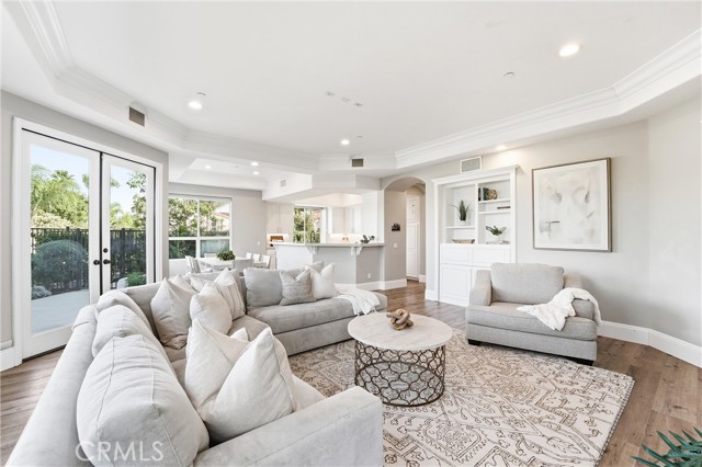 Detail Gallery Image 12 of 47 For 5489 E Suncrest Rd, Anaheim Hills,  CA 92807 - 4 Beds | 4/1 Baths